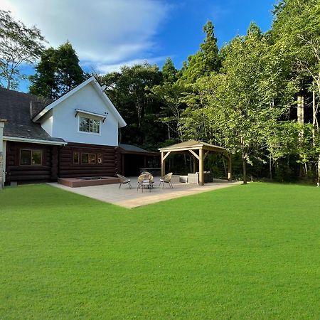 プライベートサウナ付き 森も小川も楽しめる 一棟貸切の貸別荘 Royal Villa 那須高原 Nasu Exterior photo